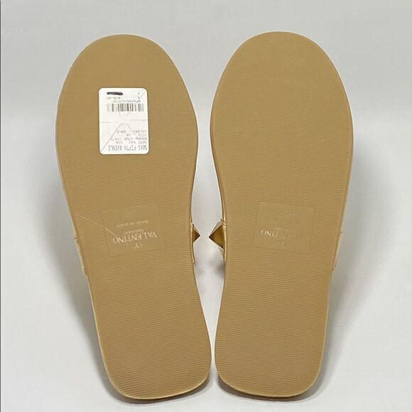 Valentino Garavani Roman Stud Metallic Leather Slippers - Picture 9 of 12